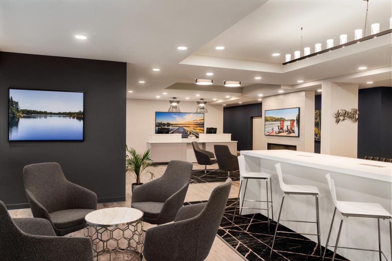 Microtel Inn & Suites By Wyndham Boisbriand Sainte-Therese Ngoại thất bức ảnh